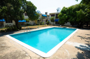 Kingston - 2 Beds - 2 bathrooms - Pool - Parking